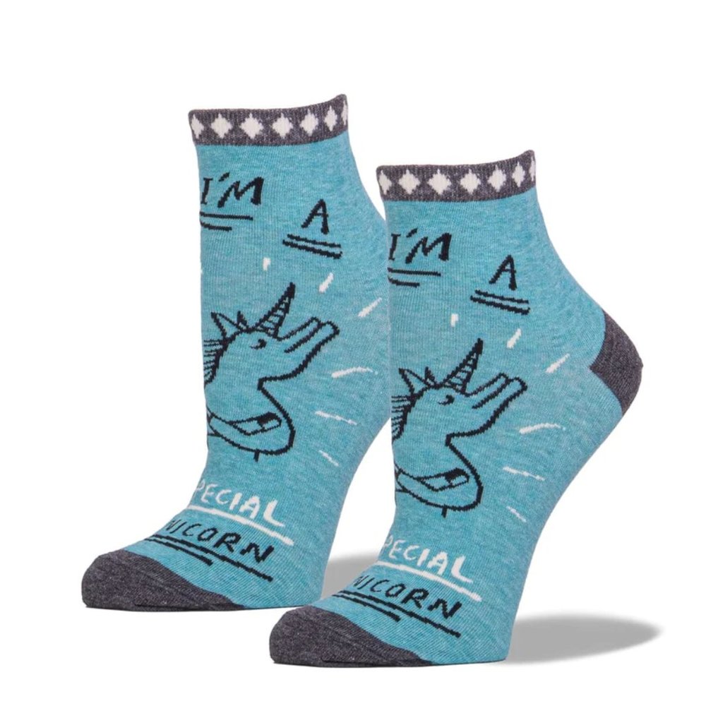 NIP Blue Q Fantasy Fan Pack Mer-Mazing Oven Mitt & Special Unicorn Socks - Picture 12 of 13